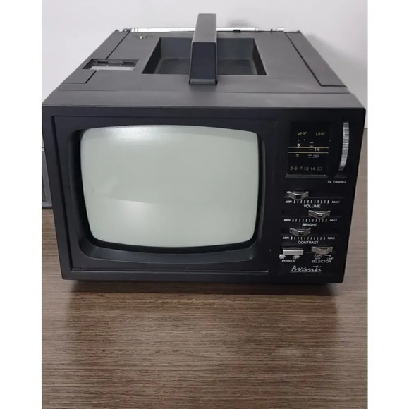 Avanti Portable TV AM FM Radio Combo with Box and Power Cable TVR-593 - Picture 2 of 11
